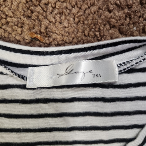 Chic Striped Black and White Midi Dress - Picture 4 of 4